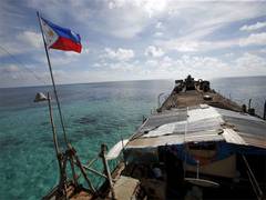 Philippine fishing boat sank in the East Sea, 3 fishermen died