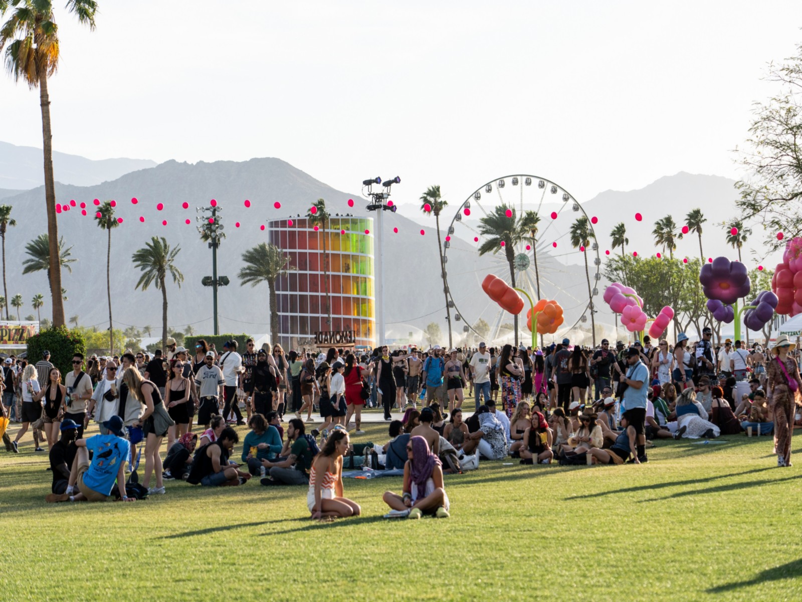 Coachella kicks off with Sabrina Carpenter and surprise guests