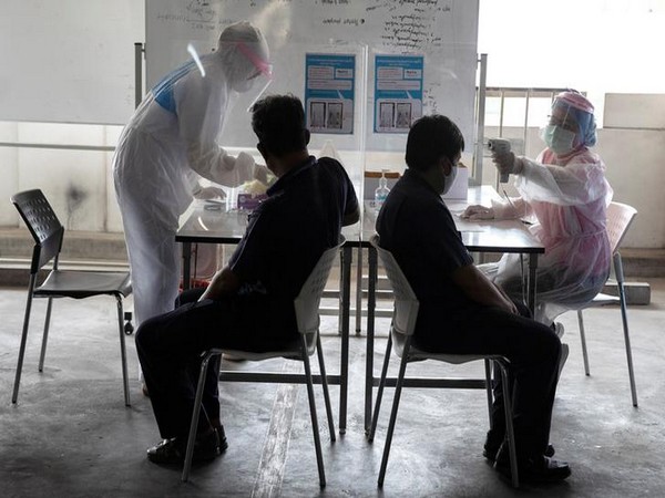 Philippines logs 17,382 new COVID-19 cases