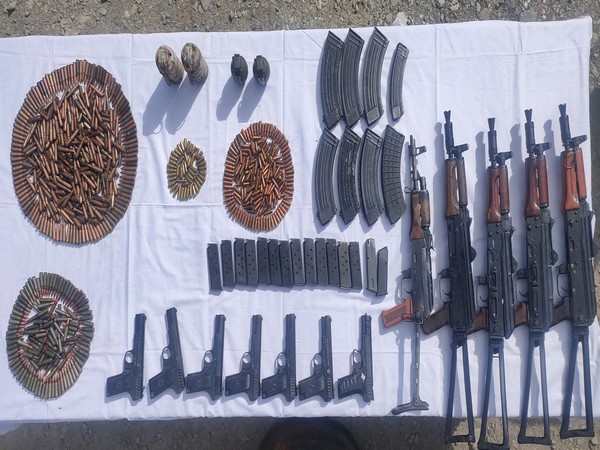 Police discover arms, ammunition in S. Afghanistan