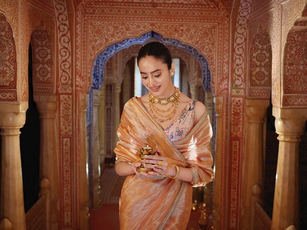 Tanishq unveils its grand festive collection, 'Alekhya' inspired by the rich Indian art forms and heritage paintings