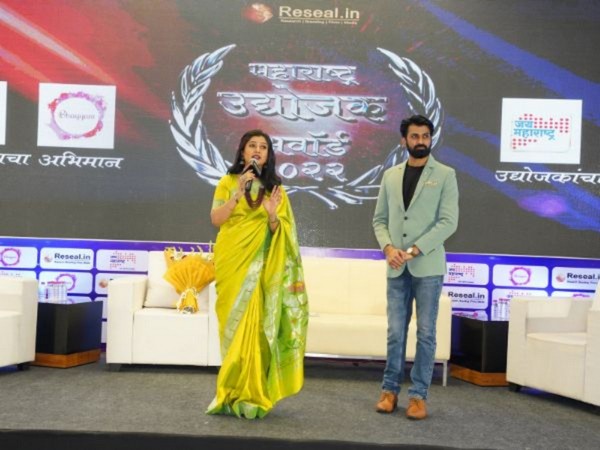 Marathi actress & dancer Prajakta Mali with Reseal.in Founder & CEO Sudhir Pathade