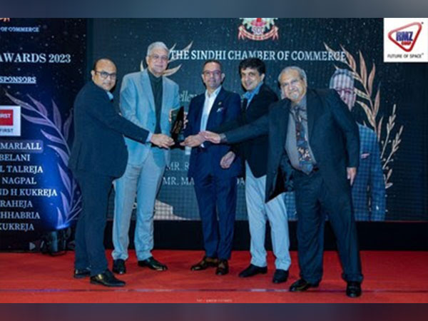 Exceptional Business Leadership Recognized: RMZ's Raj and Manoj Menda Honoured by the Sindhi Chamber of Commerce