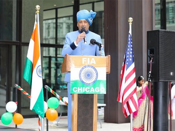 Sambhaji Raje Chhatrapati addressing Indian Americans in Chicago on Independence Day
