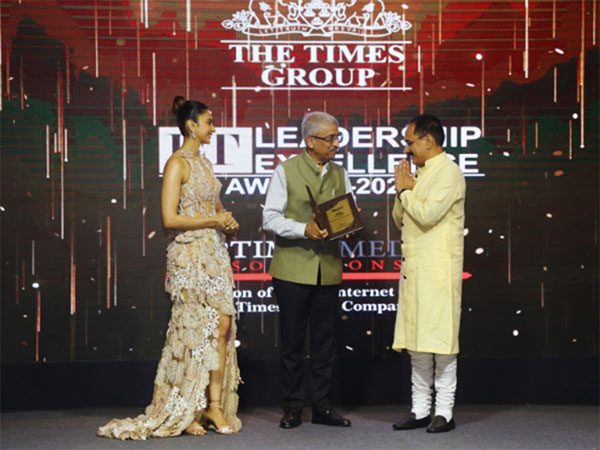 Founder & MD of Workelevate felicitated at “ET Leadership Excellence Awards”