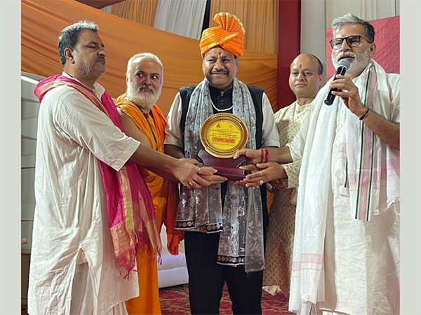 Ghanshyam Gupta Zaveri Honored with the title of Raj Rishi