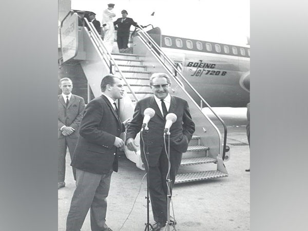 Lufthansa celebrates 60th anniversary of direct connections between Delhi, Germany