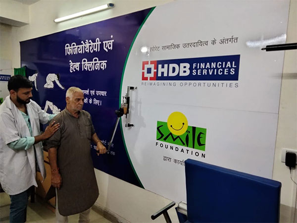 HDB Financial Services Celebrates World Physiotherapy Day with Truck Drivers; Conducts Physio Camps in India's Major Transport Hubs