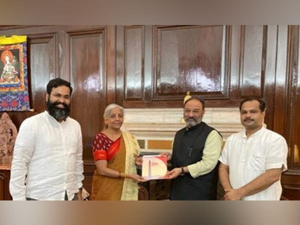 Prasana Prabhu, the Chairman of The Art of Living - Social Projects met with the Minister of Finance & Corporate Affairs of India, Nirmala Sitharaman