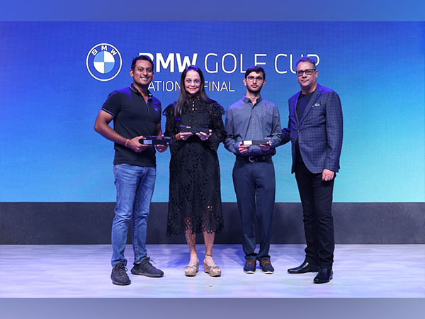 (L-R) Winners of BMW Golf Cup 2023 Akshay Ojha, Oona Khanna and Arhaan Nanda with Vikram Pawah, President, BMW Group India