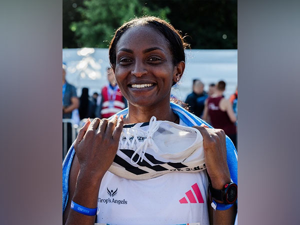 Adidas’ Tigist Assefa smashes the world record wearing the new ADIZERO Adios Pro Evo 1 at the Berlin Marathon