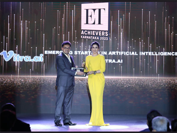 Satvik Jagannath Co-Founder & CEO of Vitra.ai, felicitated by Raveena Tandon at ET Achievers Awards event in Bengaluru