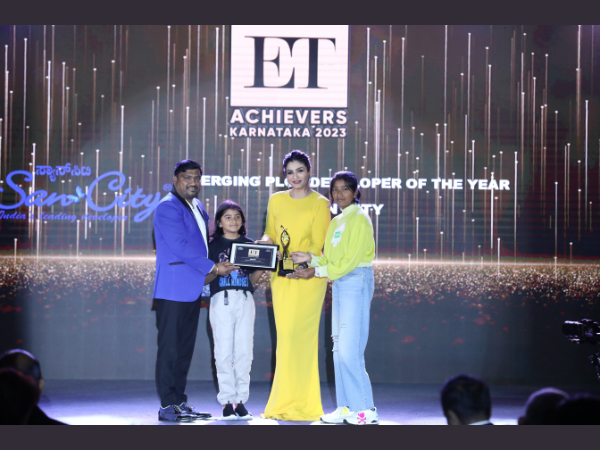 MD of San Group of Companies, Dr Vishwa Cariappa Receives Prestigious 'ET Achievers Award'