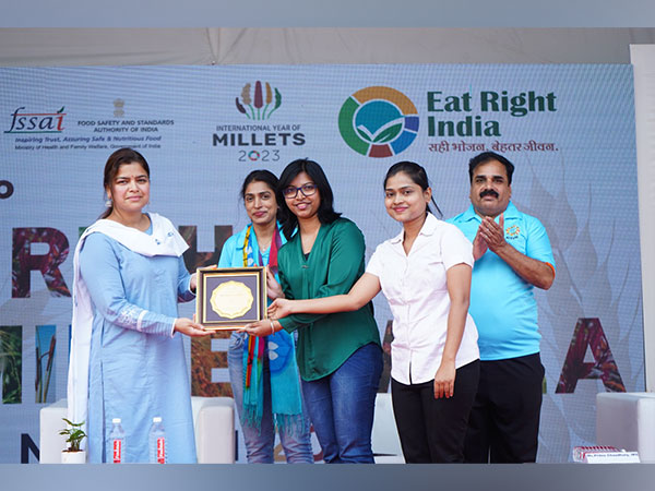 Shubh Food Industries receives an award from Loksabha MP and FSSAI Commissioner
