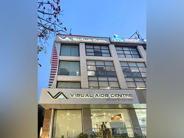 Visual Aids Center Introduces Delhi's First-Ever AI-Enabled Robotic Laser Vision Correction in New Delhi