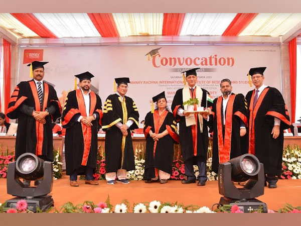 Manav Rachna Sees off its Future Leaders at Convocation 2023