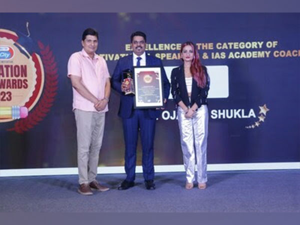 Ojaank Shukla Triumphs as Best Educationist: Elevating the Standards of UPSC Coaching