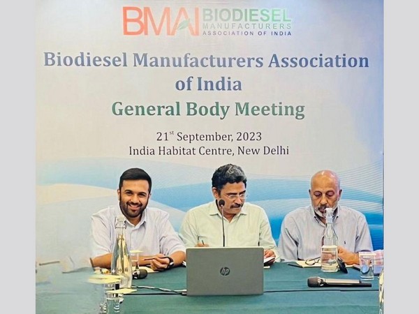 From left to Right Neil Karani - VP and Treasurer, BMAI Dr. Akhilesh Sarraf - President, BMAI Sanjiv Gupta - Core Committee Member, BMAI