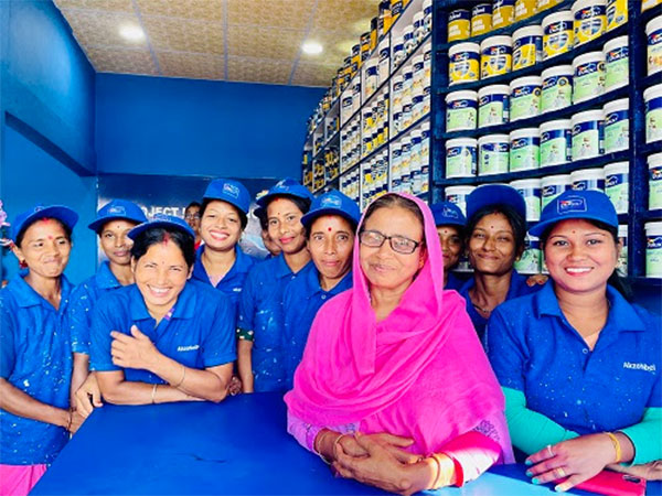 Ajima Begum, the Indradhanush dealer in Darrang district of Assam with her all women team