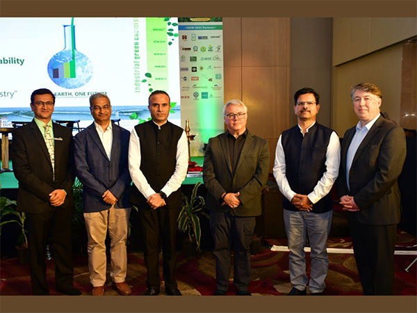 Seen during the inauguration of 7th IGCW -2023, from left to right, Nitesh Mehta, Anil Jain, Pravin Darade, Dr. John Warner, Susanta Kumar Purohit and Prof. Paul Anastas.