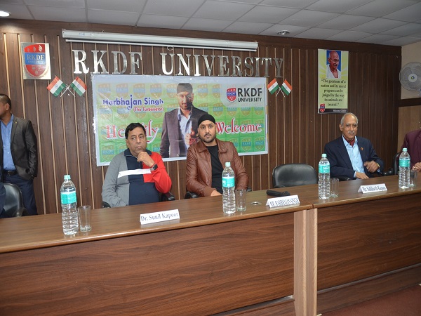 Dr Sunil Kapoor Bhopal Announces The Organization Of Inter-Institution Cricket Tournament To Be Held For The Year 2023 In Tie Up With SRK University