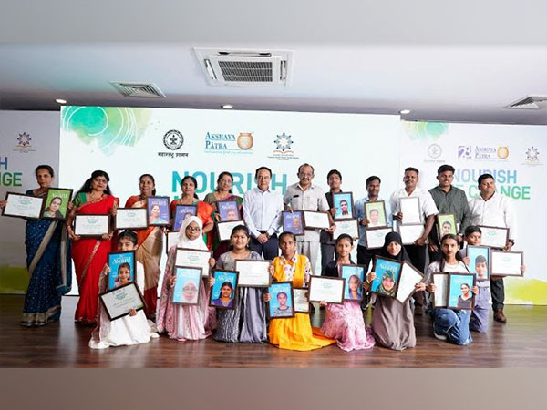 Anant Arora, Chief Sustainability & Communication Officer, The Akshaya Patra Foundation along with the winners at the Akshaya Patra Foundation's 'Nourish The Change' awards ceremony in Mumbai