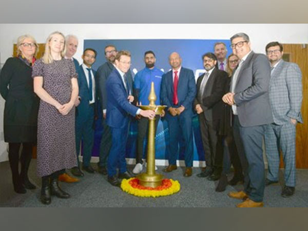 West Midlands Mayor, Andy Street, inaugurates Hexaware's Birmingham facility on 22 November 2023