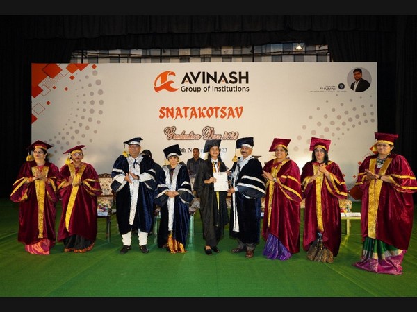 Avinash College of Commerce Graduation Ceremony - "SNATAKOTSAV": November 27, 2023