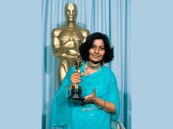 Bhanu Athaiya at the 55th Oscar Awards 1983