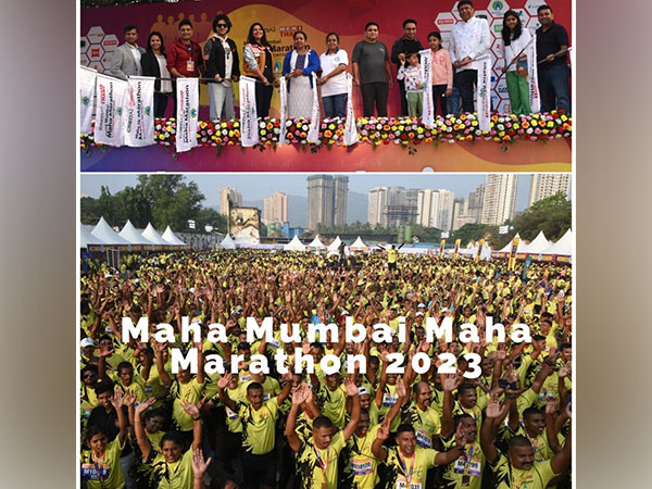 Ruchira Darda, Founder of Lokmat Maha Marathon, Rishi Darda Editorial & Managing Director and Karan Darda, Executive & Editorial Director, Flagging of the Lokmat Maha Mumbai Marathon