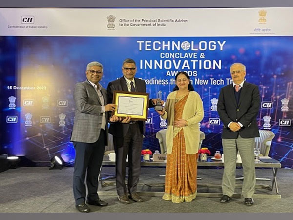 Raj Prakash Vyas receiving award for Cadila Pharmaceuticals Ltd.