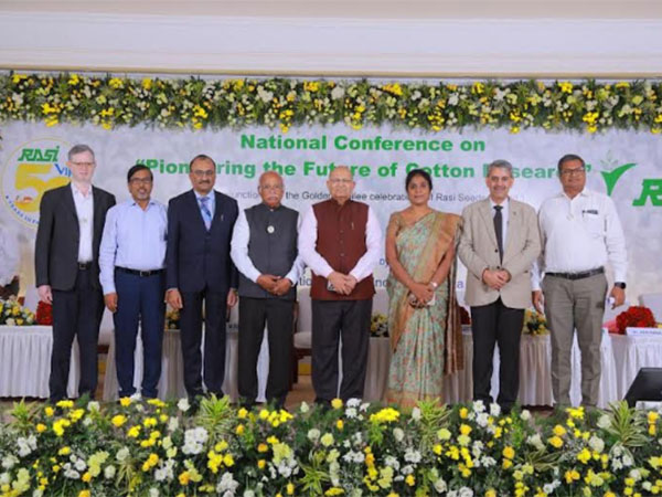 Experts at National Cotton Conference in Salem, Tamil Nadu on December 24, 2023