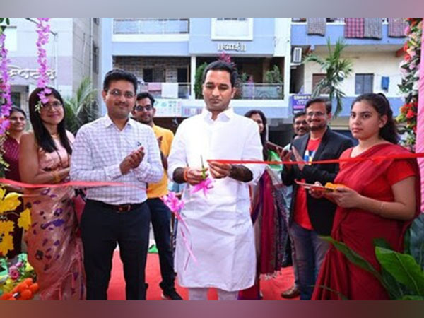 MLA Jagdish Mulik, inaugurating the ANSSI Wellness' spine clinic at Chandan Nagar, Kharadi, Pune