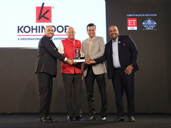 Kohinoor Group receives the Best Brands 2023 Award by the hands of R. Gopalakrishnan (in red jacket), the Independent Director and Non-Executive Chairman of Castrol India.