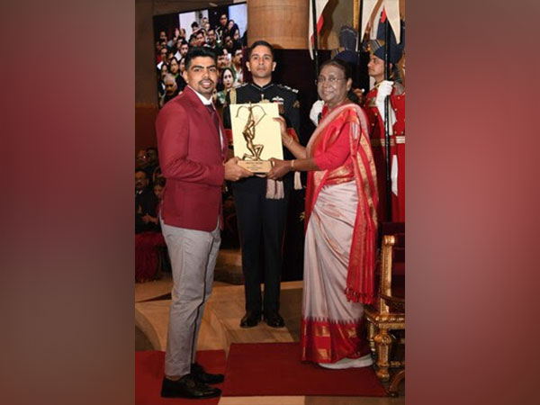 Chandigarh University student Pawan Kumar Sehrawat being conferred with Arjuna Award, 2023 by President Smt. Droupadi Murmu at the Rashtrapati Bhawan, New Delhi.