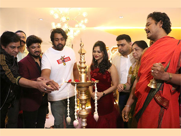 Actor Dhruva Sarja inaugurated the centre in presence of the founders Karthik & Dr. Harshitha Karthik in presence of other dignitaries and guests