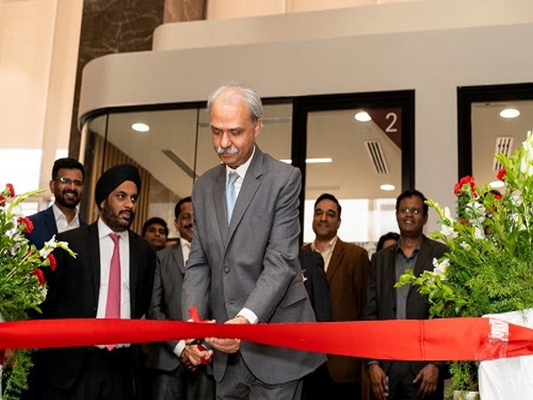 HSBC India Unveils its Largest Branch in the Country; All-star 3-day Event Held for the Grand Opening