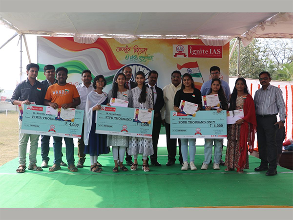 Ignite IAS Academy Celebrates Republic Day with Scholarships for Meritorious Students