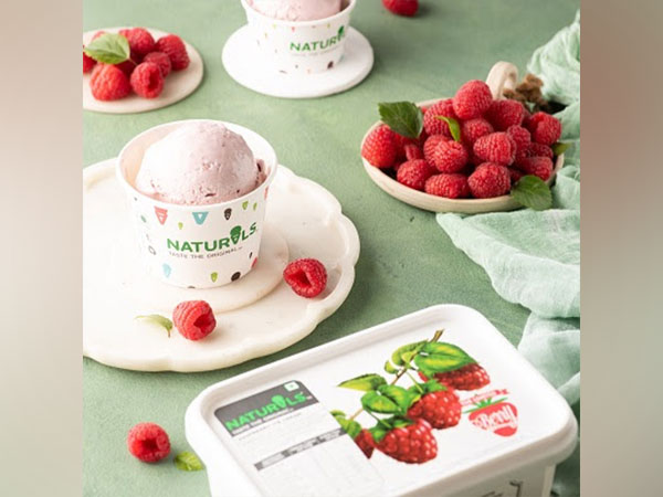 Elevate your senses at the Berry Festival by Naturals ice cream with the exquisite flavours, that captivate every palate