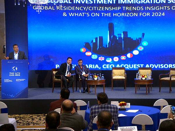 Paresh Kaira, CEO Acquest Advisors delivering the inaugural presentation on  "Global Residency and Citizenship Trends and outlook for 2024"