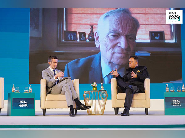 Authors Jeffrey Archer (Virtual) and Amish Tripathi in conversation with moderator Ben Thompson at India Global Forum