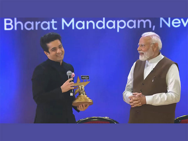 Prime Minister Narendra Modi Presents Inaugural National Creators Award to Ranveer Allahbadia