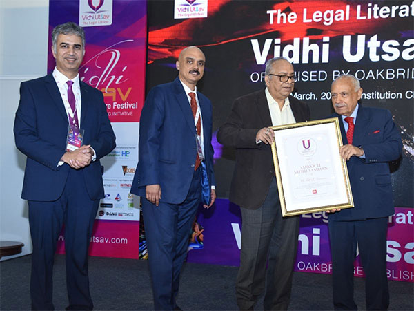 VIDHI SAMMAN 2024: OakBridge Publishing Honors Legal Pioneers at Vidhi Utsav's Inaugural Awards Ceremony