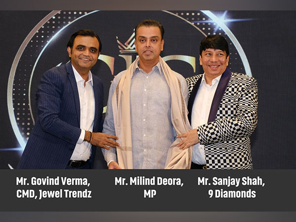Milind Deora, MP Inaugurates Corporate Jewellery show organized by Govind Verma