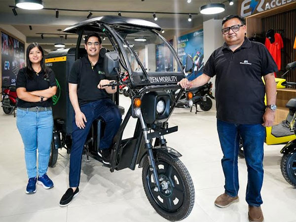 Namit Jain, Founder and CEO, Zen Mobility and Prerna Awasthi, Head, Business Strategy with Tanuj Jain, Co-Founder and Director, ElectroRide