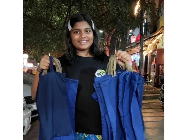 Teen Activist Manya Harsha Leads Recycling Revolution in Bengaluru, Transforms Granny's Sarees into Sustainable Bags on Earth Day