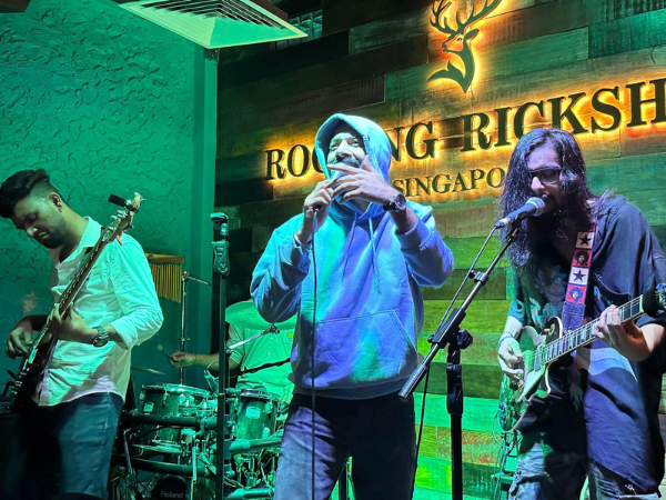 Singapore-based Bollywood Rock Cafe & production house "Rocking Rickshaw" hunts for Indian Music Bands