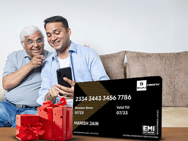 Finance the perfect gift for Dads through Bajaj Markets