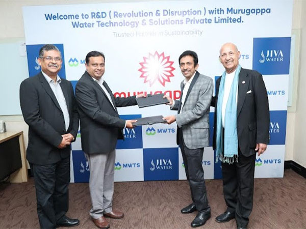 Jayateerth Nadgir, Chief Executive, MWTS (2nd from left) handing over the MoU to Srinivasan Vitoba and Dr Krishna Madappa (Extreme Right), Founders of Jiva Water