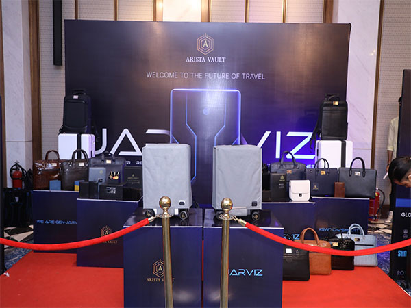 Tech Meets Travel: India's Trailblazing Smart Luggage Company Launches Jarviz